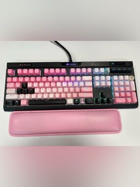 Corsair Strafe RGB MK.2 Mechanics Keyboard Cherry MX Silent Switches Keyboard